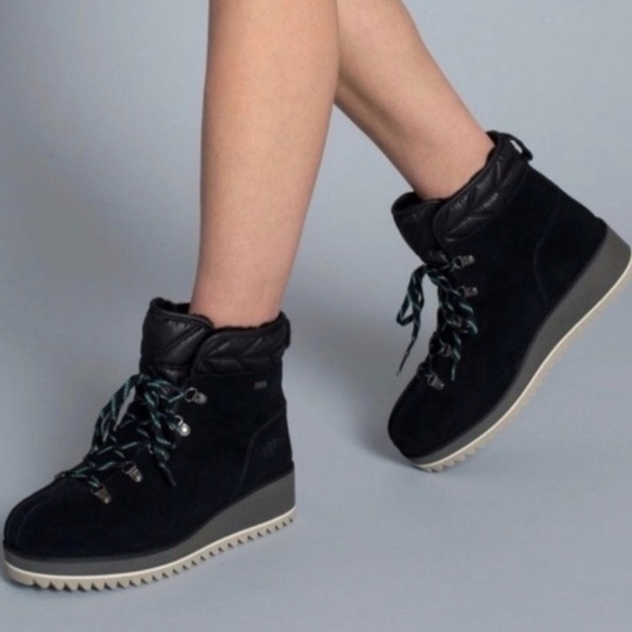 NEW UGG Birch Waterproof Black Suede Wool lined Wedge boots with box Sz.38/8 - Picture 3 of 11